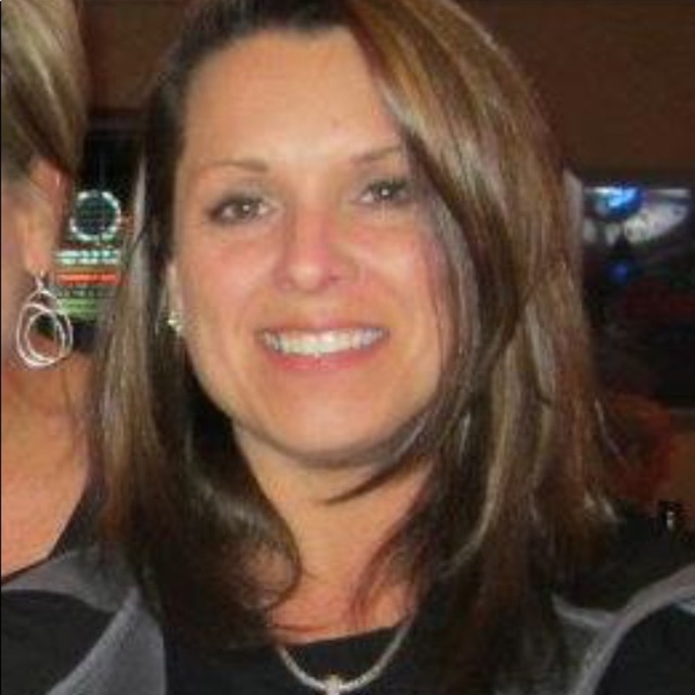 Meet your Posher, Denise